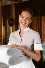 TUYỂN NHÂN VIÊN BUỒNG PHÒNG TẠI FLORIDA & PUERTO RICO ĐỊNH CƯ MỸ DIỆN EB3 – CƠ HỘI THẺ XANH CHO CẢ GIA ĐÌNH